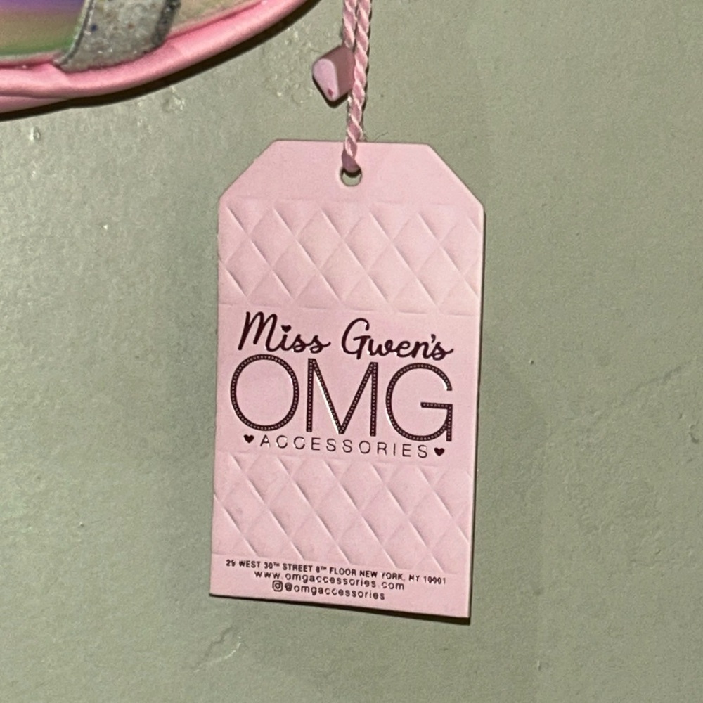 MISS GWENS OMG ACCESSORIES BUBBLE GUM PINK IRIDESCENT FOOTBALL CROSSBODY NWTS - Picture 5 of 10